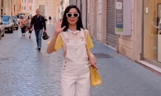 Tin Giải Trí 12/6: Lệ Quyên diện đồ 'học sinh' nhí nhảnh trên đất Ý