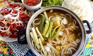 Cuối tuần vào bếp trổ tài làm món bò nhúng giấm thơm mềm đãi khách