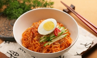 Cách làm món mì trộn chuẩn vị Hàn Quốc cực hợp cho ngày hè