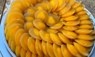 Món bánh cây dè độc lạ, cả chợ Châu Đốc chỉ có duy nhất một người bán