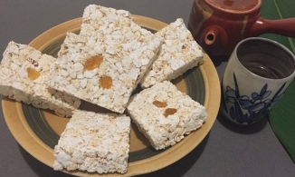 Thân thương như cốm hộc, thức quà vừa ngon vừa rẻ của Phan Thiết