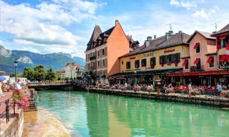 Annecy, khu phố cổ mộng mơ dưới dãy Alps của nước Pháp