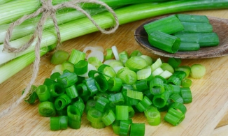 Cách bảo quản hành lá luôn xanh mướt, cách 2 bảo quản hành lá được cả năm