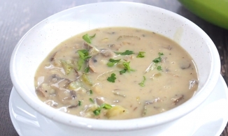 Cách nấu súp nấm cần tây thơm ngon, đổi vị cho ngày cuối tuần