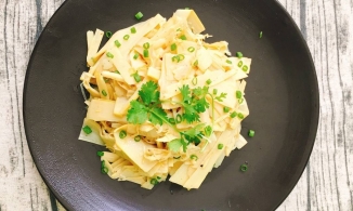 Cách làm măng xào tỏi ngon mắt, ngon miệng mà nấu cực nhanh