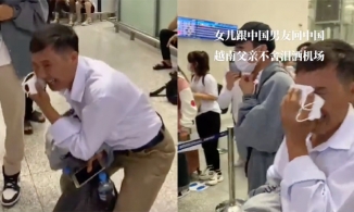 Người cha khóc không thành tiếng tiễn con gái theo bạn trai người Trung về nước