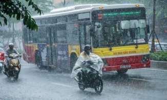 Bắc Bộ tiếp tục hứng mưa dông ngày đầu tuần