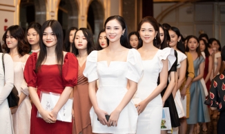 Style trái ngược của dàn thí sinh Hoa Hậu Việt Nam 2020 ở 2 miền Nam Bắc