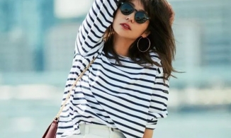 Diện áo kẻ sọc như một quý cô thanh lịch