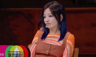 Triệu Vy gây tranh cãi khi lên tiếng chê bai đàn em 'giả tạo'