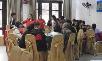 Hà Tĩnh: Nhiều chủ khách sạn cho người dân vùng lũ đến ăn ở miễn phí