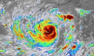 Bão số 9 Molave giật cấp 16, nằm ngay trên vùng biển Đà Nẵng - Phú Yên