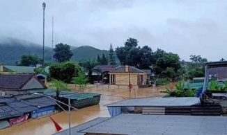 Nghệ An: Bé gái khuyết tật tử vong thương tâm khi rơi vào bể phốt của gia đình