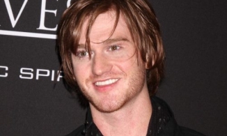 HOT: Diễn viên Eddie Hassell bị bắn chết trước nhà bạn gái