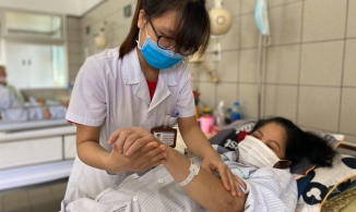 Báo động lạm dụng corticoid gây hậu quả nặng nề