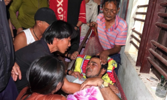 Người thân đón 3 thuyền viên trở về từ cõi chết vụ chìm tàu Bình Định