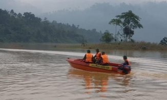Tiếp tục triển khai tìm kiếm nạn nhân mất tích ở Trà Leng