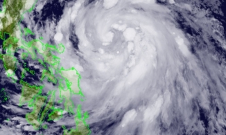 Bão số 13 Vamco mạnh thêm 4 cấp trước khi vào Biển Đông