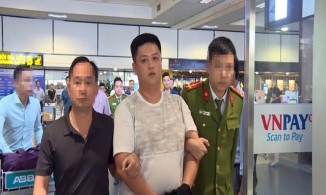 Cựu cán bộ ngân hàng Sacombank bán thông tin doanh nghiệp cho tội phạm