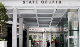 Đổ nước sôi vào 'của quý' của bạn trai vì tội cặp bồ với vợ anh ta