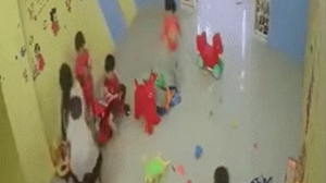 Vụ cô giáo mầm non đánh trẻ ở Nha Trang: Đóng cửa, rút giấy phép cơ sở giữ trẻ