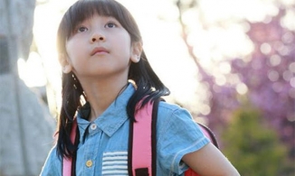 Cô bé nguyên bản của bộ phim Hope hiện đã trở thành sinh viên Đại học