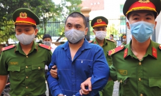 Tài xế Mercedes đâm tiếp viên hàng không nhận 7 năm 6 tháng tù giam