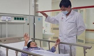 Vĩnh Phúc: Người phụ nữ bị đột quỵ vì tắm lúc 22h đêm