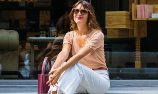 Nhân tướng học: Nhìn dáng ngồi đoán tính cách và đường tình duyên