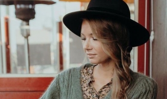 Chiêm ngưỡng sắc vóc Hoa hậu Pháp 2020, đối thủ nặng ký của Đỗ Thị Hà tại Miss World 