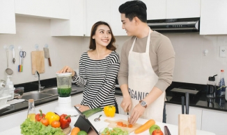 Cư dân mạng tranh cãi dữ dội câu chuyện nữ sinh viên năm nhất sống thử với bạn trai