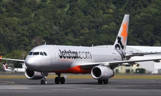 Đùa dại, một hành khách bị 3 hãng hàng không cấm bay