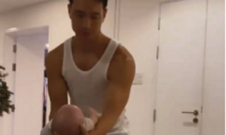 Hồ Ngọc Hà cười nghiêng ngả với cách ru con hài hước của Kim Lý