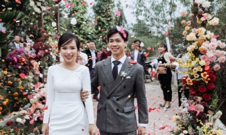 Công Phượng lần đầu đăng ảnh cưới nhân dịp năm mới