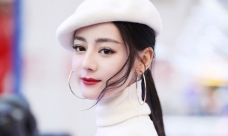 Địch Lệ Nhiệt Ba gây sốt khi nhận xét nhan sắc bản thân