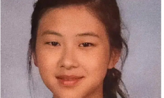 Rosé BLACKPINK lộ ảnh thời đi học khác lạ đến không nhận ra