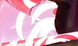 Đà Nẵng: Khách tố ly trà sữa có giòi liền bị nhiều người lạ đe dọa