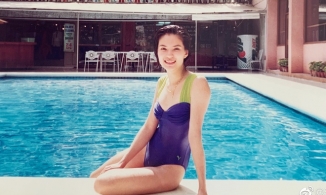 Ngắm vóc dáng Lý Nhược Đồng thời xuân sắc bên hồ bơi