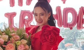 Angela Phương Trinh ăn mặc kín đáo đón tuổi 26