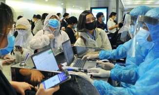 Những trường hợp nào phải tự trả chi phí cách ly?