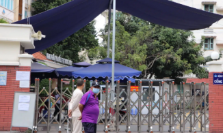 Bệnh viện Mắt TP.HCM dừng khám bệnh, đóng kín cửa vì liên quan đến ca nhiễm Covid-19