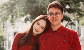 Hương Giang - Matt Liu diện áo dài đôi, tay trong tay tình cảm ngày đầu năm