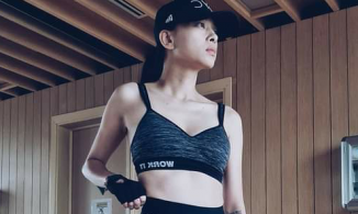 Ngô Thanh Vân khoe thân hình săn chắc tuổi 42, hỏi sao tình trẻ không mê