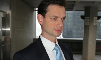 Con trai đấu tranh suốt 15 năm để đòi tài sản của cha tỷ phú từ tay “tiểu tam”, kết quả nhận được... 3000 VNĐ tiền thừa kế