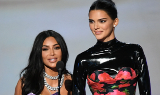 Kim Kardashian chia sẻ lý do bị nhầm là mẹ của em gái siêu mẫu