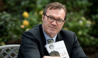 Chuyên gia thân thiết với Công nương Diana bóc mẽ lời tuyên bố từng muốn tự tử của Meghan