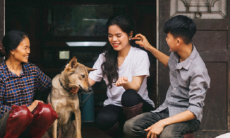 Kênh Youtube Ẩm thực mẹ làm chính thức kết nạp thêm 'người thứ ba'