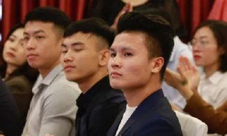 Quang Hải nhập học tại Đại học Quốc gia Hà Nội, chính thức trở thành sinh viên