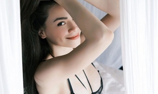 Bị chê mập, Hồ Ngọc Hà diện nội y hững hờ, khoe thân hình mướt mắt