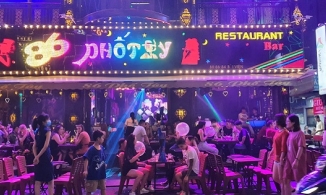 TP.HCM: Tạm dừng hoạt động quán bar, vũ trường, karaoke từ 18h ngày 30/4